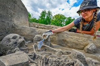 Archeologické překvapení: V již probádaném kostele na Pohansku našli dva hroby z časů Velké Moravy